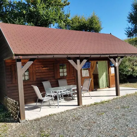 Camping Les Tourterelles Tourtoirac Exterior foto